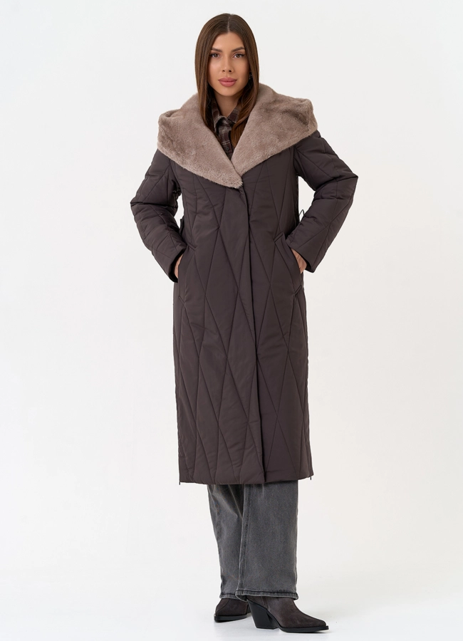 Женское пальто с капюшоном из эко меха модель № 31607 универмаг малина