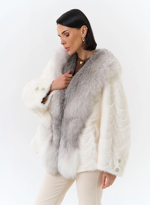 Шуба из норки с отделкой из меха лисы фото