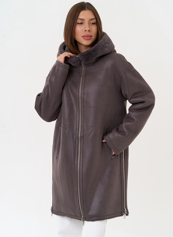 Женская двухсторонняя дубленка из эко замши с капюшоном