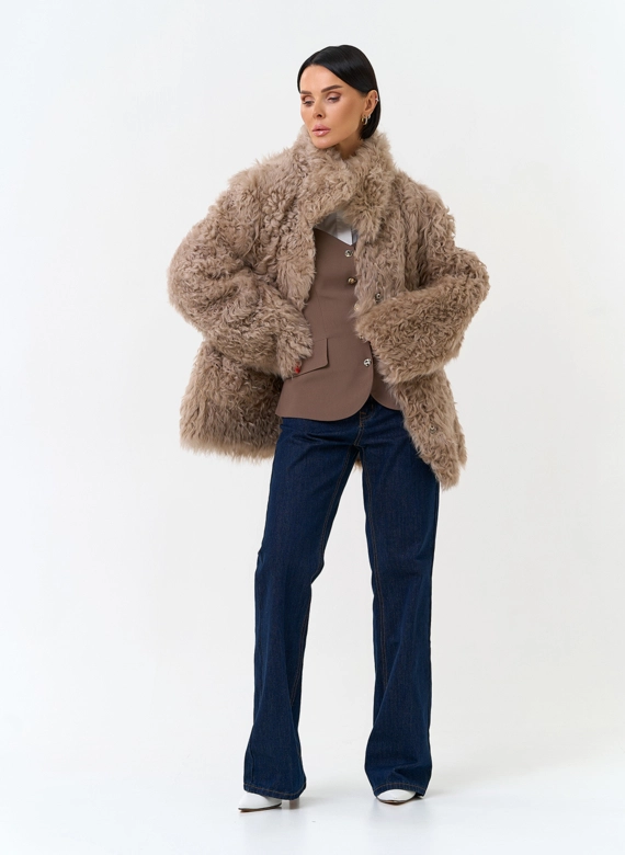 Женская дубленка двухсторонняя с воротником стойкой фото