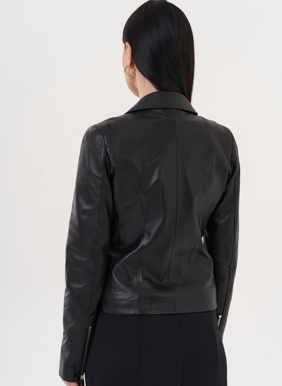 Куртка из натуральной кожи с акцентными пуговицами