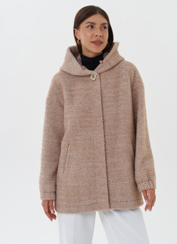 Женское пальто с капюшоном