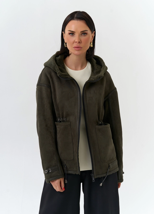 Женская дубленка из эко замши с капюшоном модель № 32585 универмаг малина
