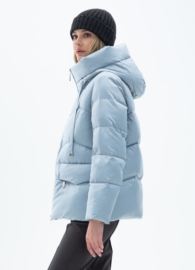 Женский пуховик голубого цвета модель № 31145 в рассрочку