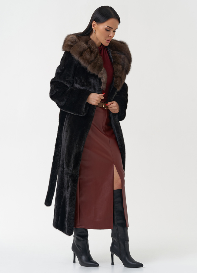 Норковая шуба с капюшоном из меха соболя модель № 30479 универмаг малина