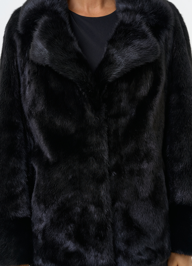 Куртка из меха норки с английским воротником модель № 31493 в рассрочку