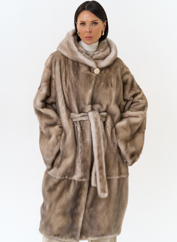Женская шуба из меха норки с капюшоном