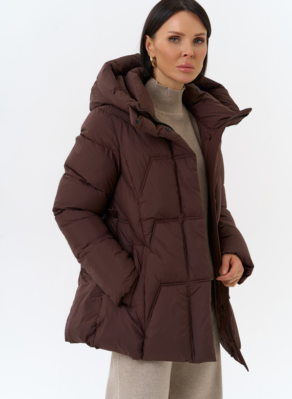 Женский пуховик с поясом