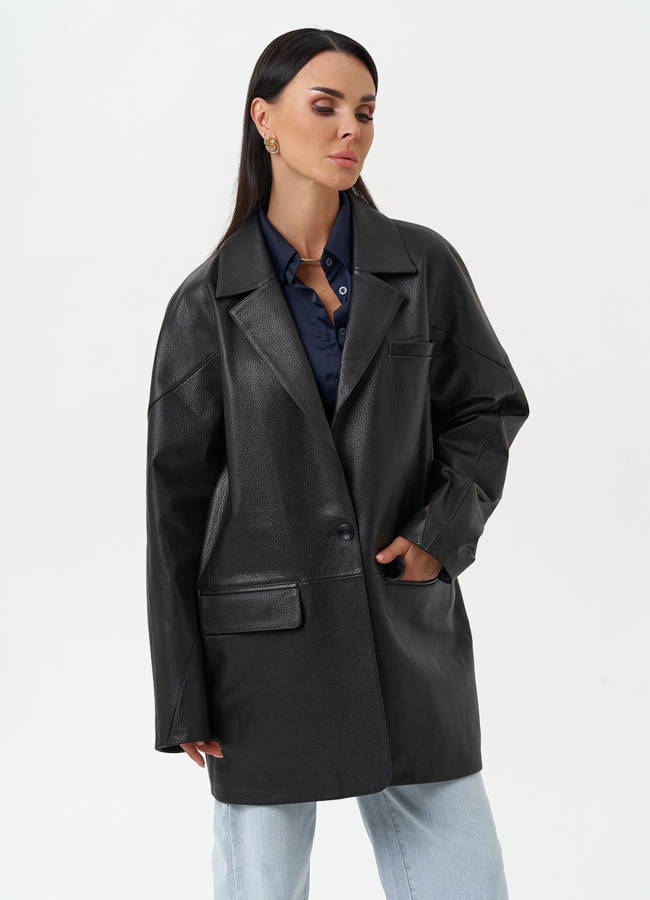 Жакет из натуральной кожи черного цвета модель № 30628 меха малина