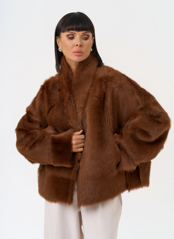 Яркая натуральная дубленка