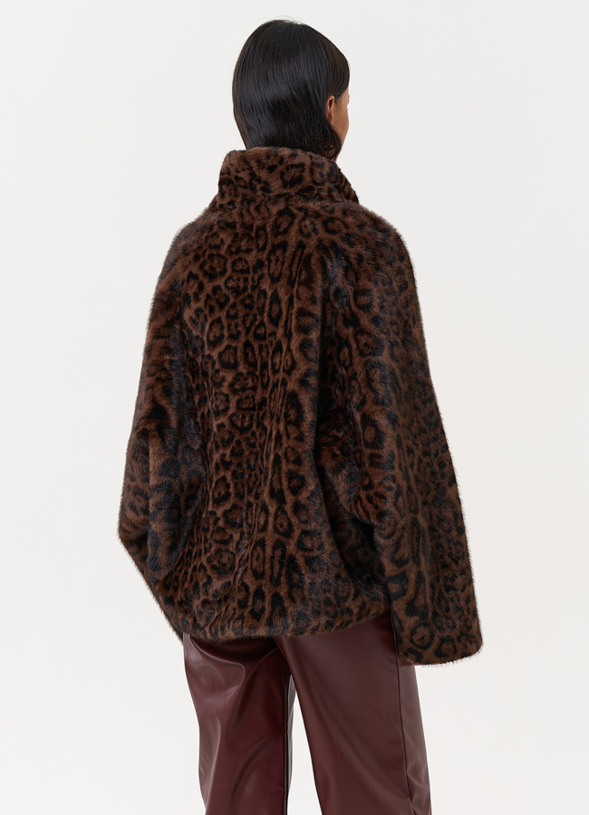 фото Женская куртка из эко меха с воротником  модель № 31254