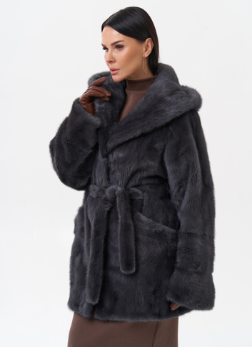 Короткая норковая шуба с капюшоном