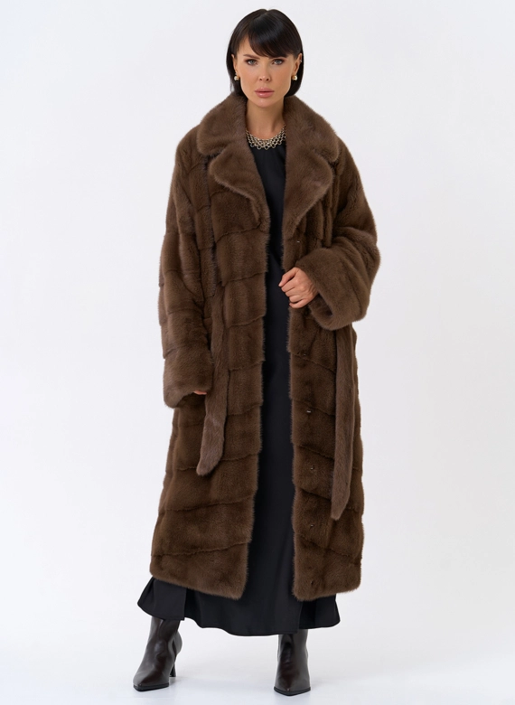 Длинная шуба с английским воротником фото