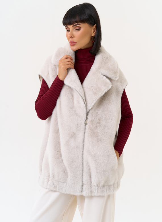 Женский бомбер из эко меха со съемными рукавами